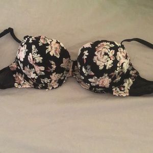 Pink date push-up bra (Brand new)